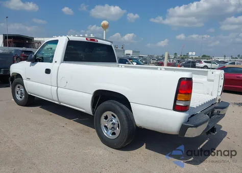 2002 Chevrolet Silverado 1500 из США, поврежденный, VIN 1GCEC14V02Z292515